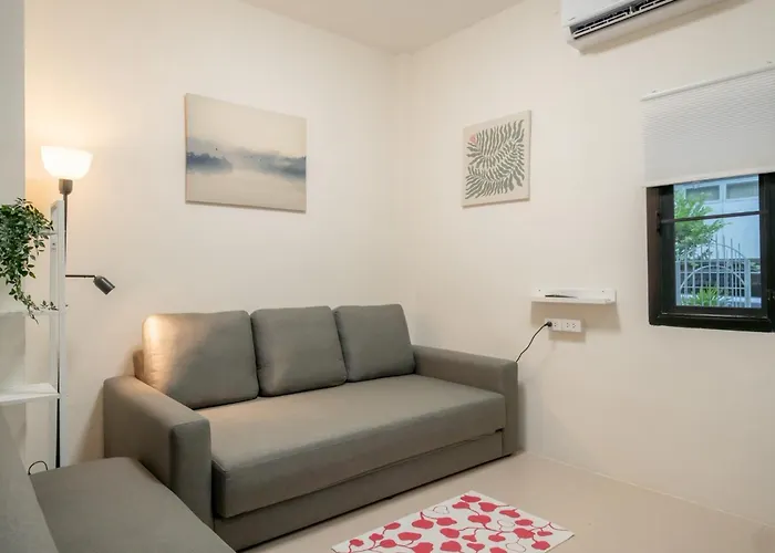 Near Bts Only 2 Mins Walk To Bts Phahon Yothin 24 - Lively Townhome 別荘 バンコク都