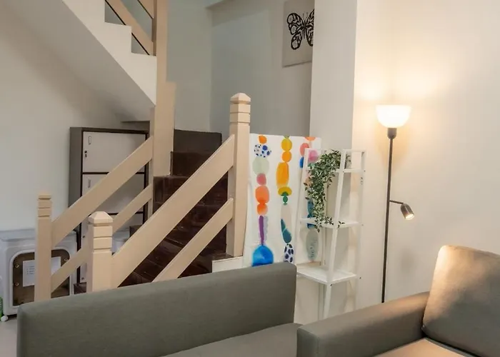 Near Bts Only 2 Mins Walk To Bts Phahon Yothin 24 - Lively Townhome 別荘