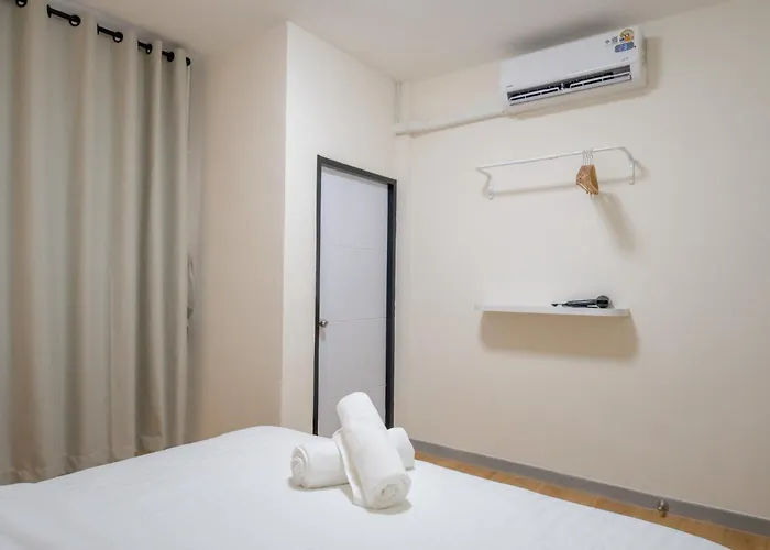 Near Bts Only 2 Mins Walk To Bts Phahon Yothin 24 - Lively Townhome 別荘 バンコク都