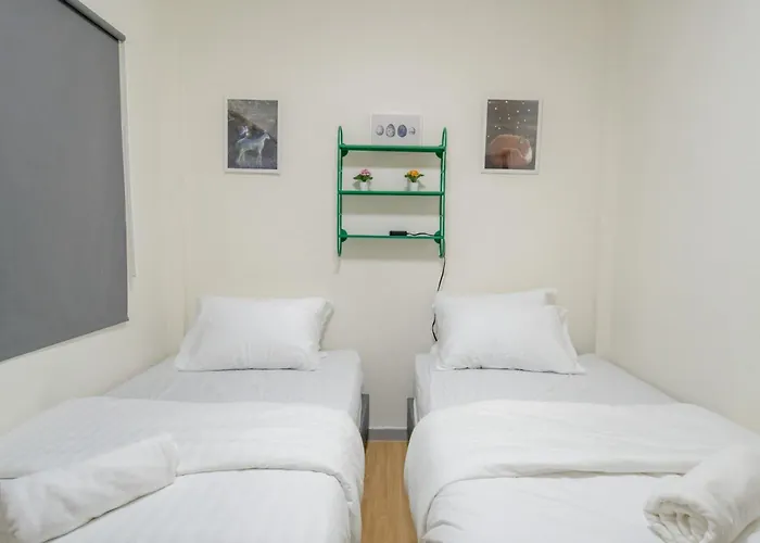 別荘 Near Bts Only 2 Mins Walk To Bts Phahon Yothin 24 - Lively Townhome *